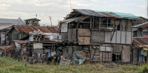 People struggling with poverty often have poor living conditions.